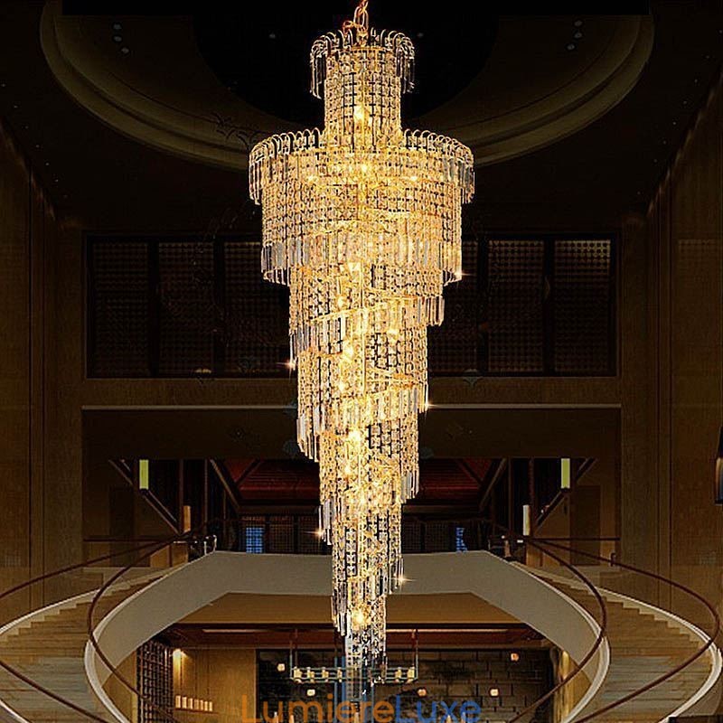 Lustre européen en cristal de grande taille, forme ronde et longue suspension