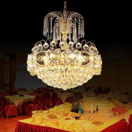 Lustre en cristal gracieux, suspension classique couleur or