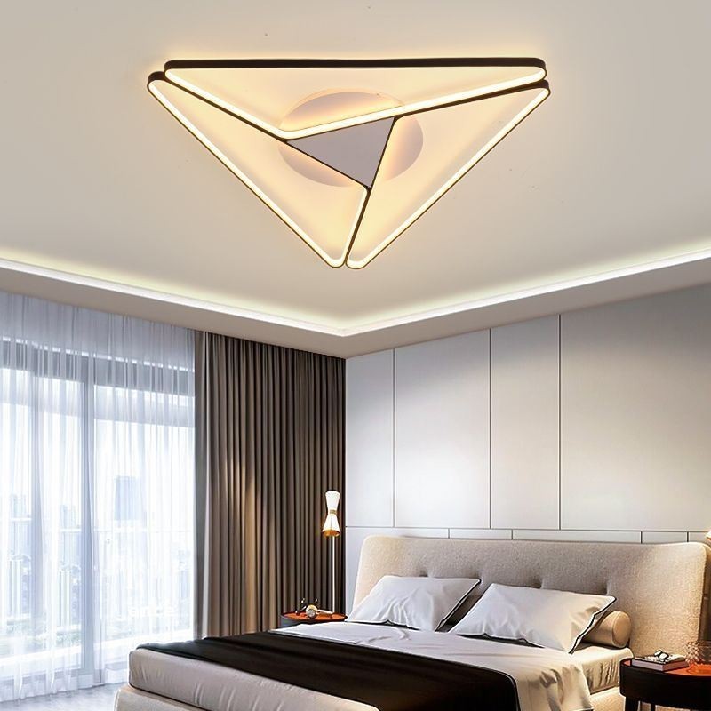 Plafonnier triangulaire minimaliste encastré