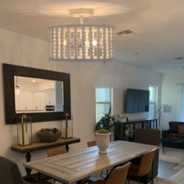 Plafonnier à 3 lampes en perles de bois pour hall d'entrée