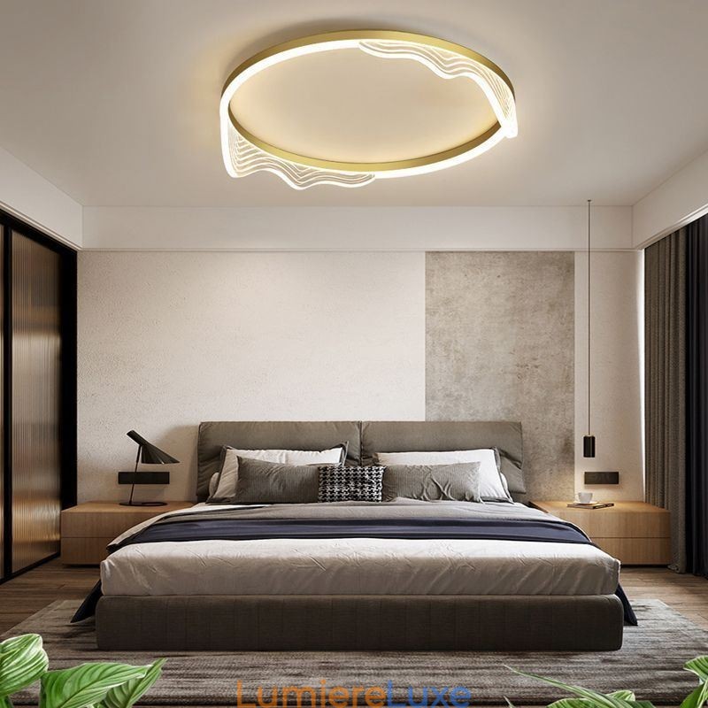 Plafonnier circulaire encastré avec décoration à bords ondulés