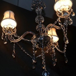 Lustre moderne splendide à 3 lumières avec bras en cristal