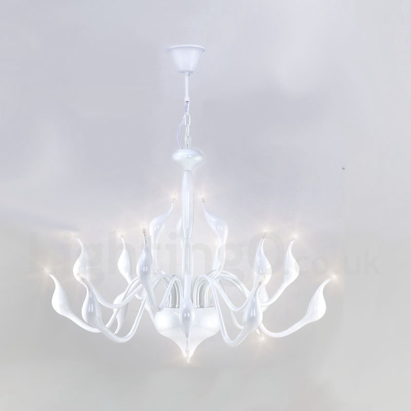 Lustre moderne en acier inoxydable à 18 lumières en forme de cygne, luminaire G4, finition blanche