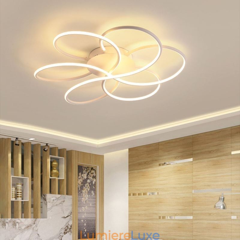 Plafonnier linéaire encastré au design floral moderne
