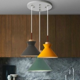 Suspension nordique Macaron Island à 3 lumières, design simple en fer, style Arti