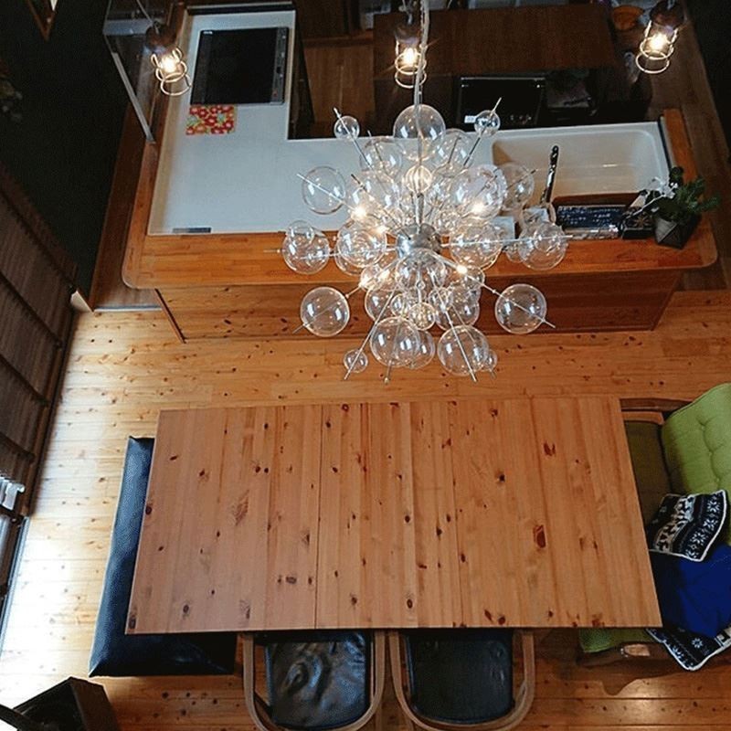 Suspension moderne et minimaliste en verre à bulles