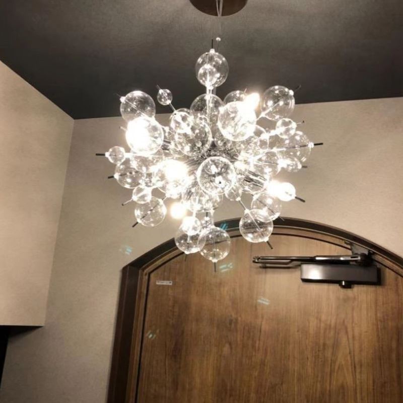 Suspension moderne et minimaliste en verre à bulles