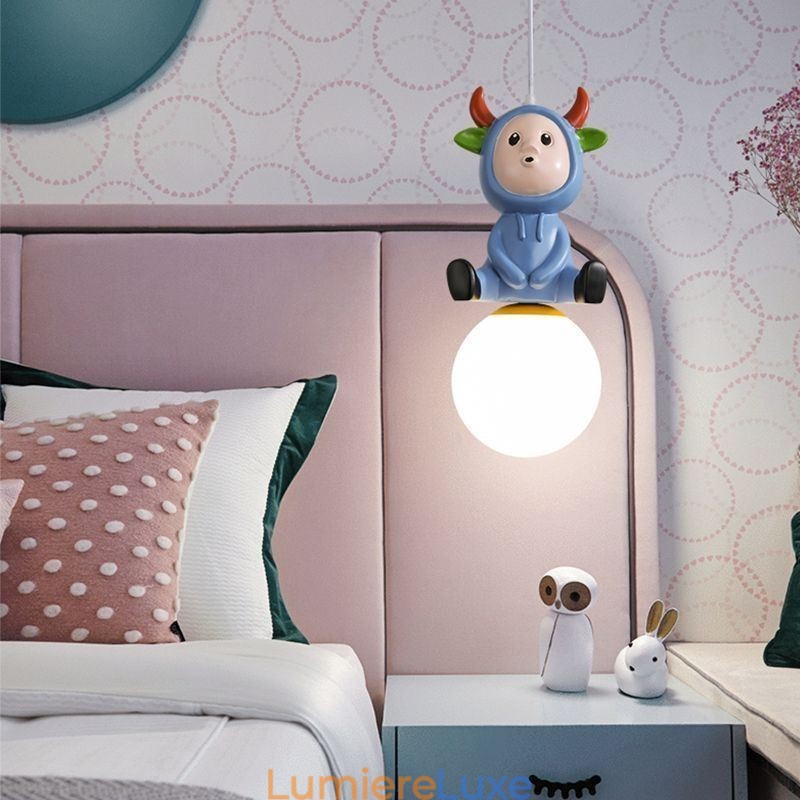 Suspension moderne minimaliste G9 en fer forgé et résine motif lapin et veau