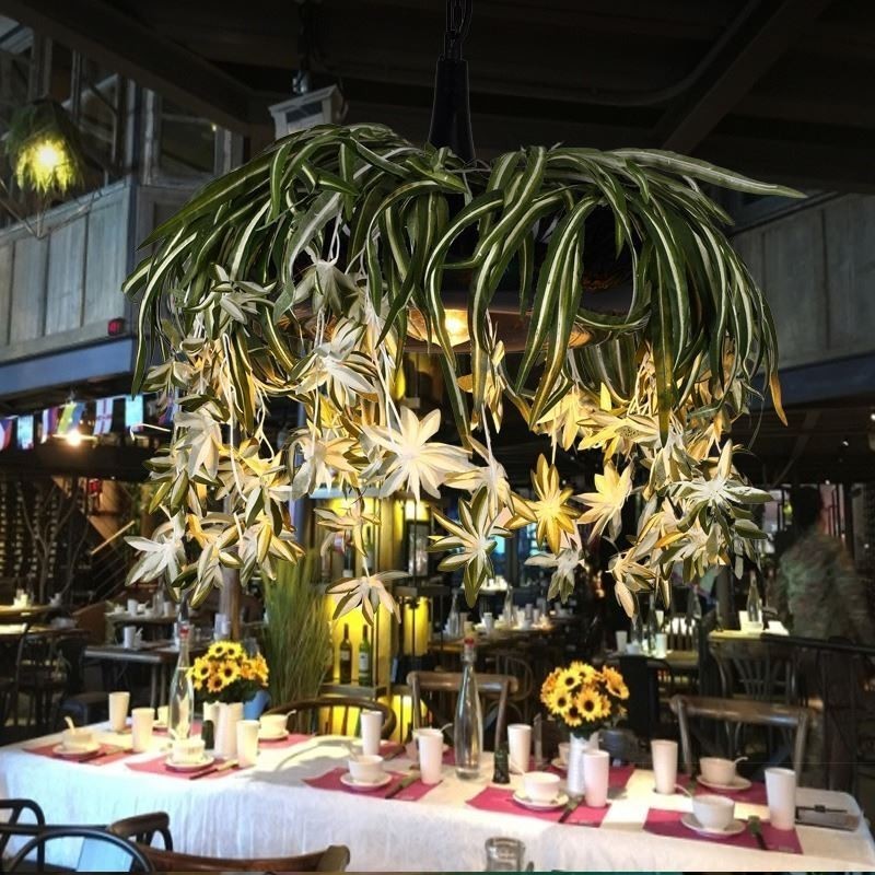 Lampe suspendue de style industriel avec lustre décoré de plantes artificielles