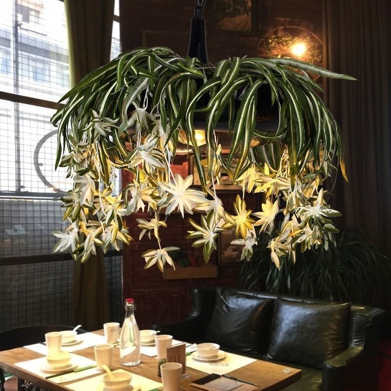 Lampe suspendue de style industriel avec lustre décoré de plantes artificielles