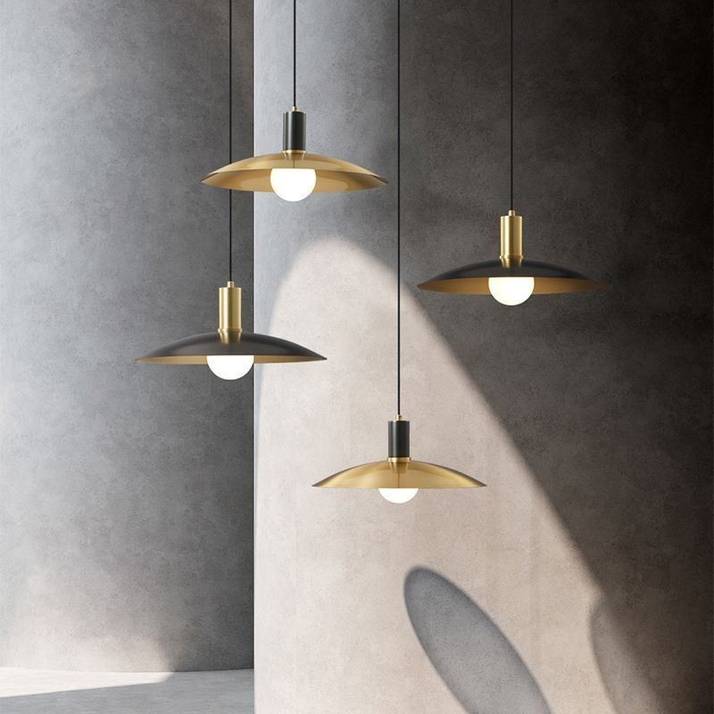 Lampes suspendues modernes et simples