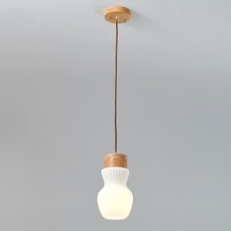 Suspension japonaise en bois et bouilloire en verre