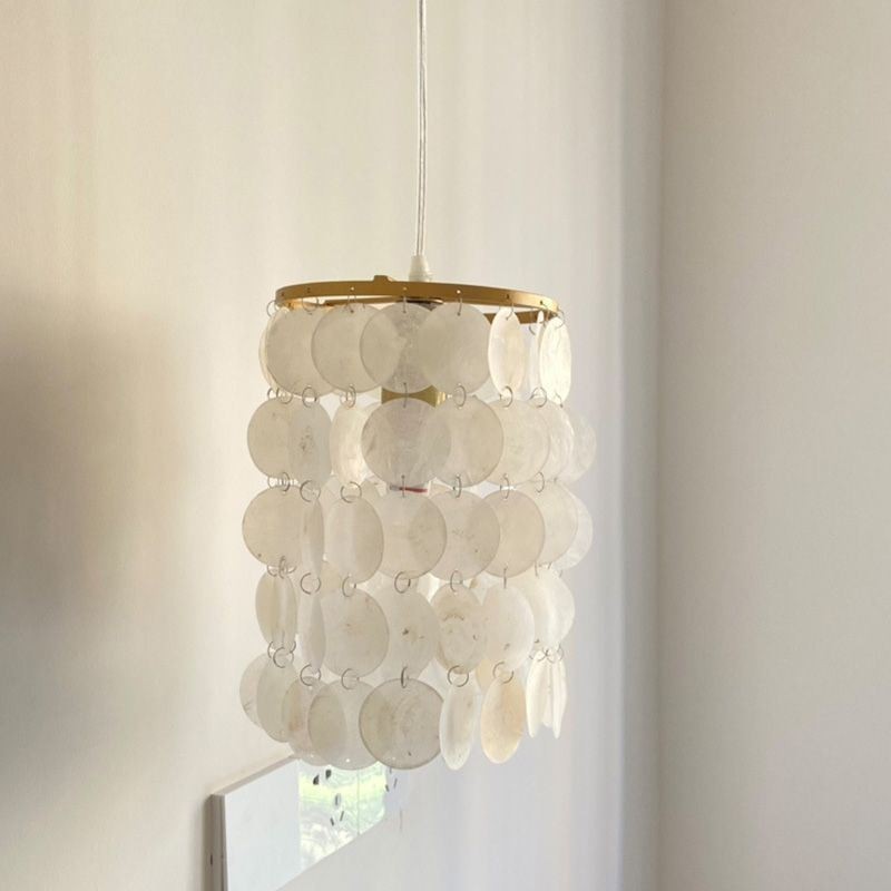 Suspension moderne en Capiz, mini plafonnier suspendu contemporain pour salle à manger