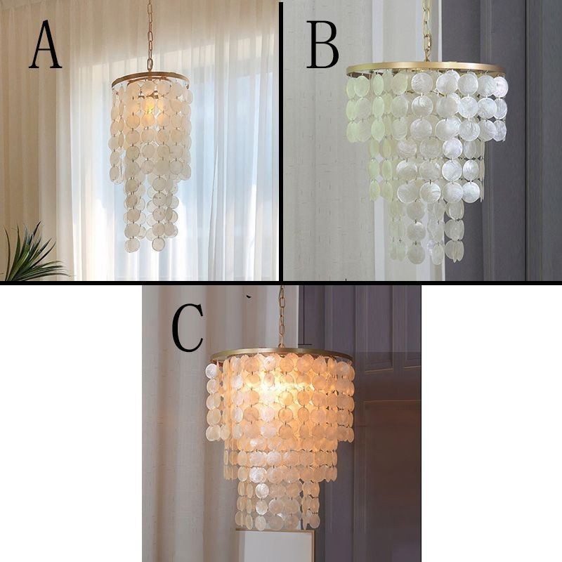 Plafonnier suspendu contemporain en forme de coquillage
