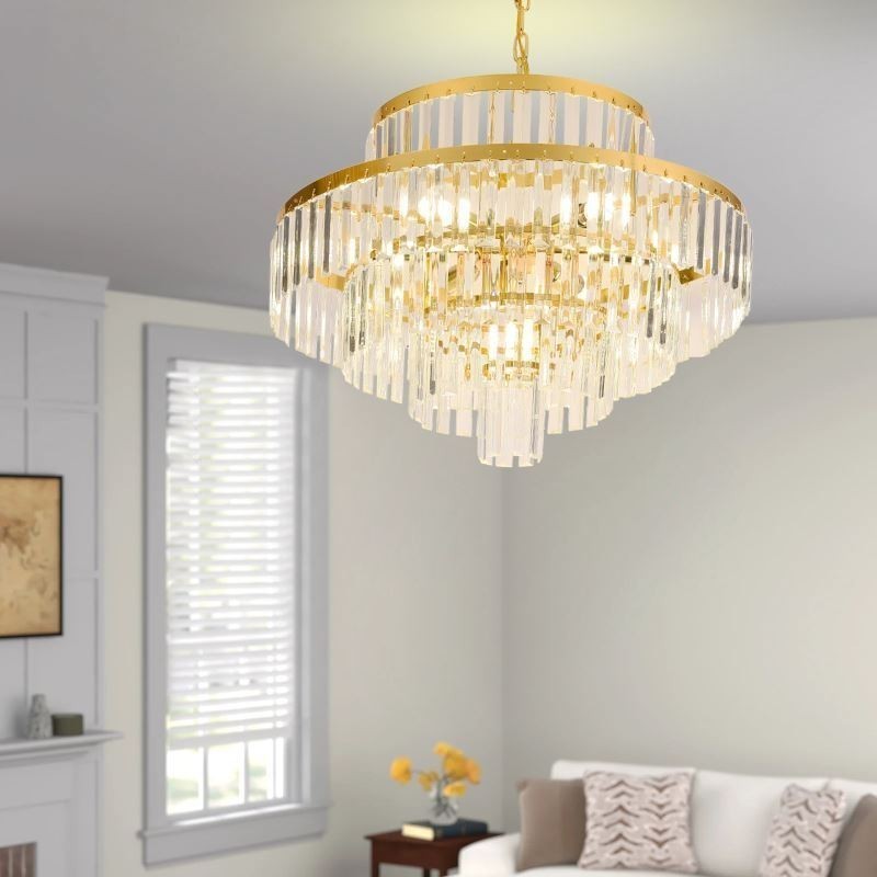 Suspension en cristal doré à 4 niveaux et 7 lumières