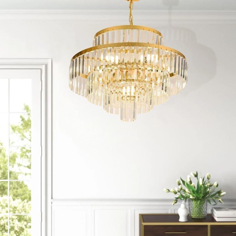 Suspension en cristal doré à 4 niveaux et 7 lumières