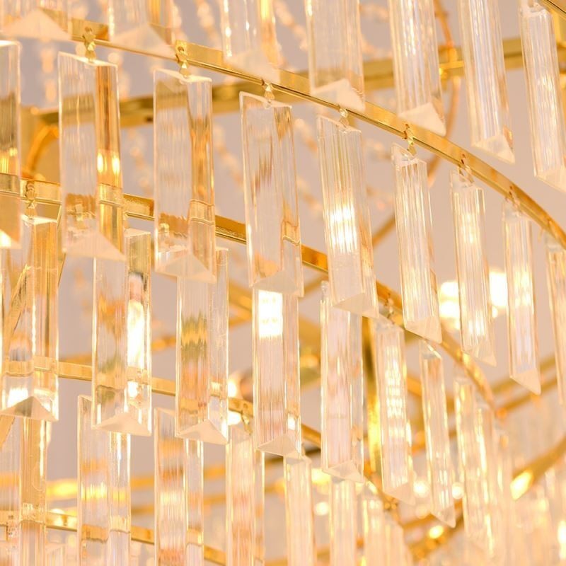 Suspension en cristal doré à 4 niveaux et 7 lumières