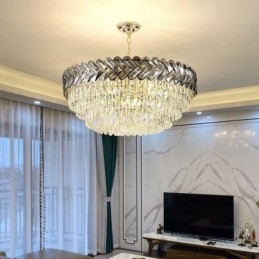 Suspension en cristal et plafonnier doré