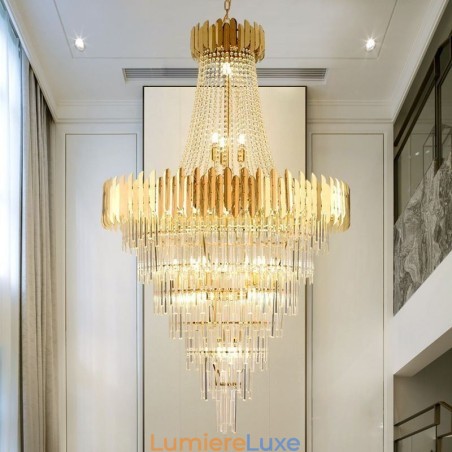 Superbe luminaire suspendu en cristal Superbe luminaire suspendu en cristal