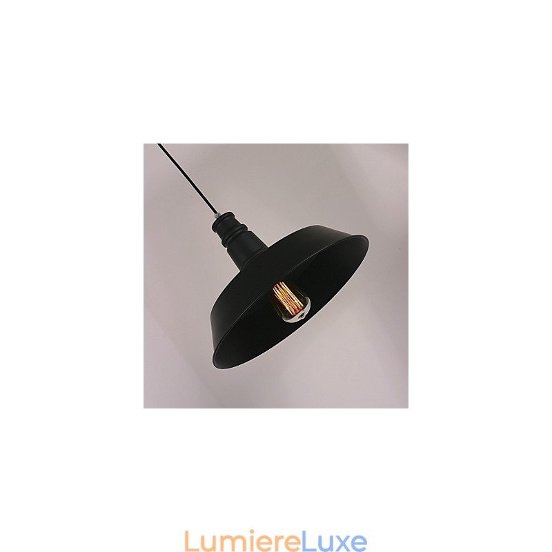 Suspension noire moderne avec abat-jour circulaire