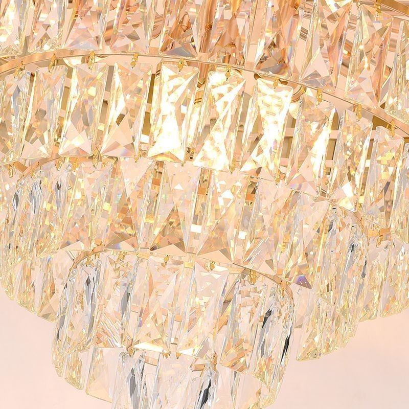 Plafonnier conique moderne et élégant en cristal