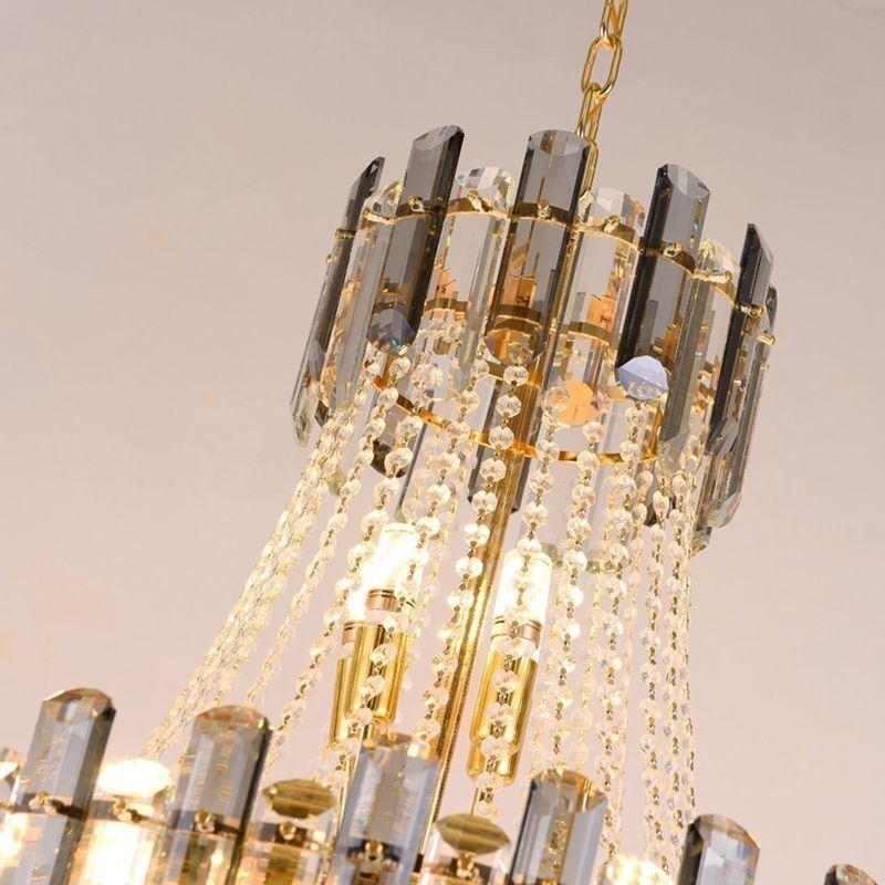 Suspension conique en cristal moderne et élégante