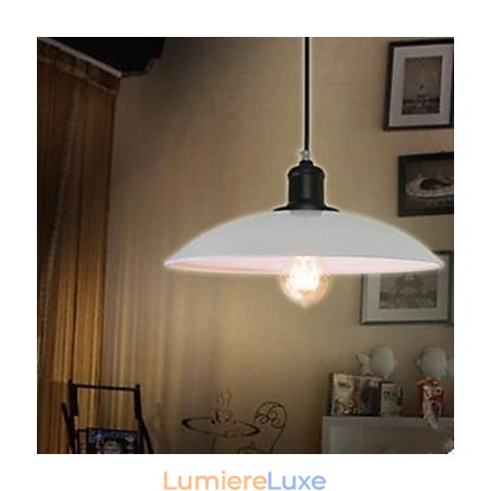 Suspension classique traditionnelle rustique blanche à éclairage encastré Suspension classique traditionnelle rustique blanche à éclairage encastré