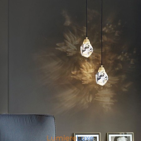 Mini plafonnier suspendu en forme de boule de cristal simple Mini plafonnier suspendu en forme de boule de cristal simple