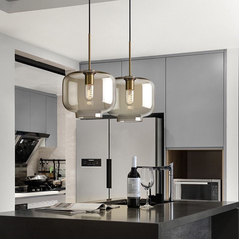 Suspension en verre minimaliste couleur cognac, luminaire décoratif en verre