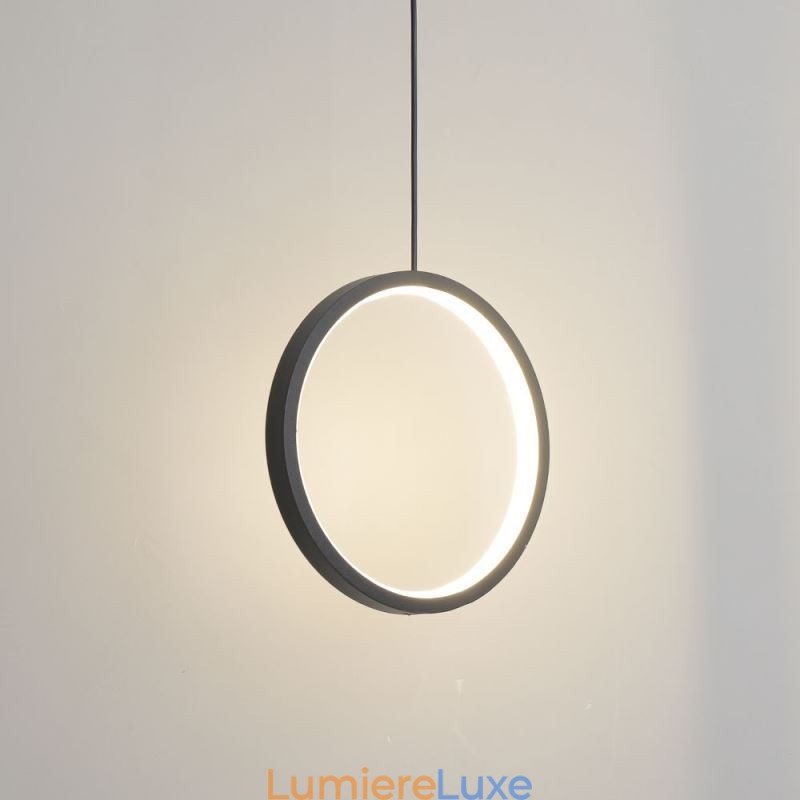 Plafonnier décoratif à suspension minimaliste