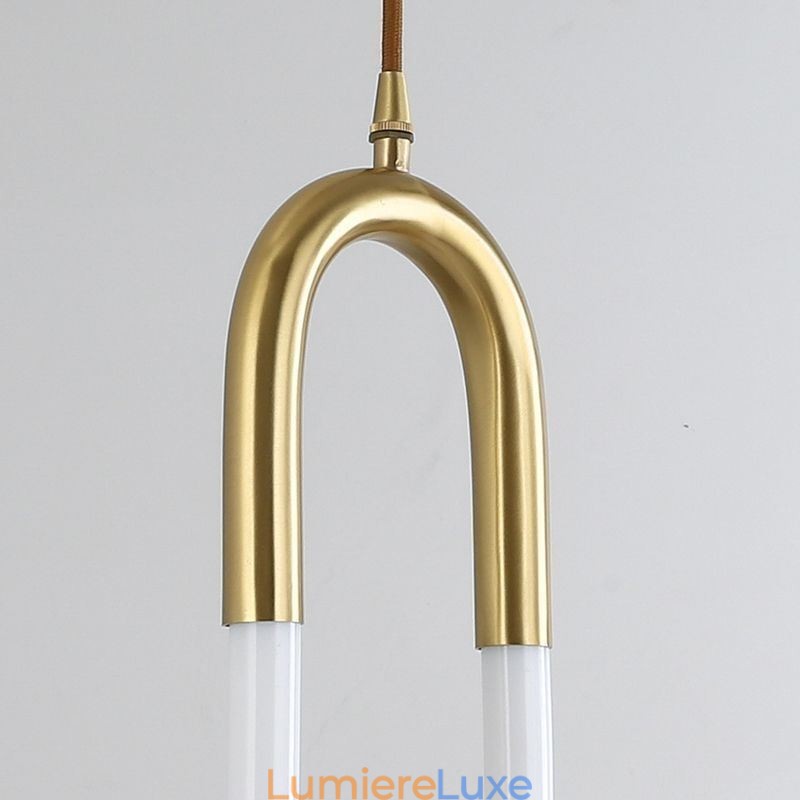 Plafonnier suspendu moderne et simple en laiton