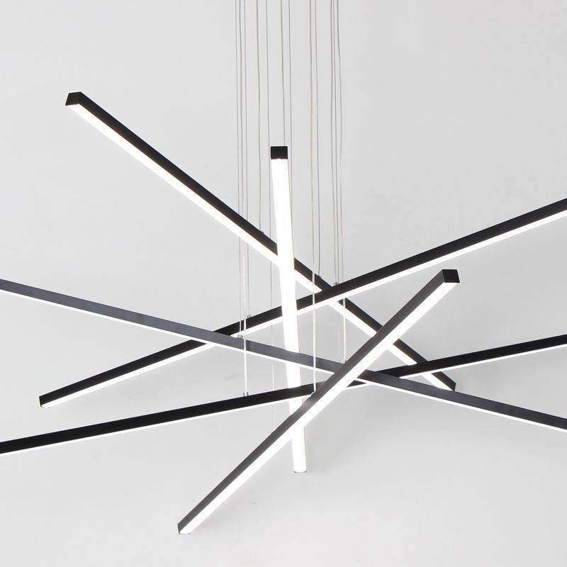 Luminaire suspendu linéaire décoratif