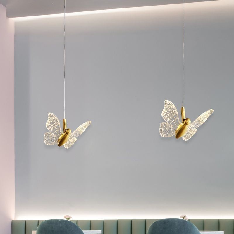 Suspension en acrylique en forme de papillon