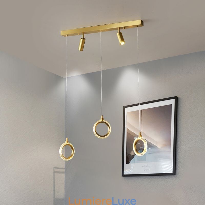 Suspension en acrylique avec spot