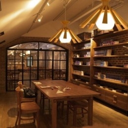 Luminaire suspendu en bois de style simple