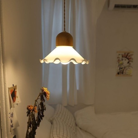 Lampe suspendue moderne en verre et dentelle à tête unique Lampe suspendue moderne en verre et dentelle à tête unique