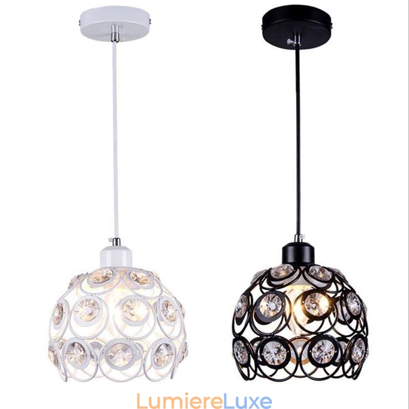 Idées de lampes suspendues en fer et cristal creux pour îlot