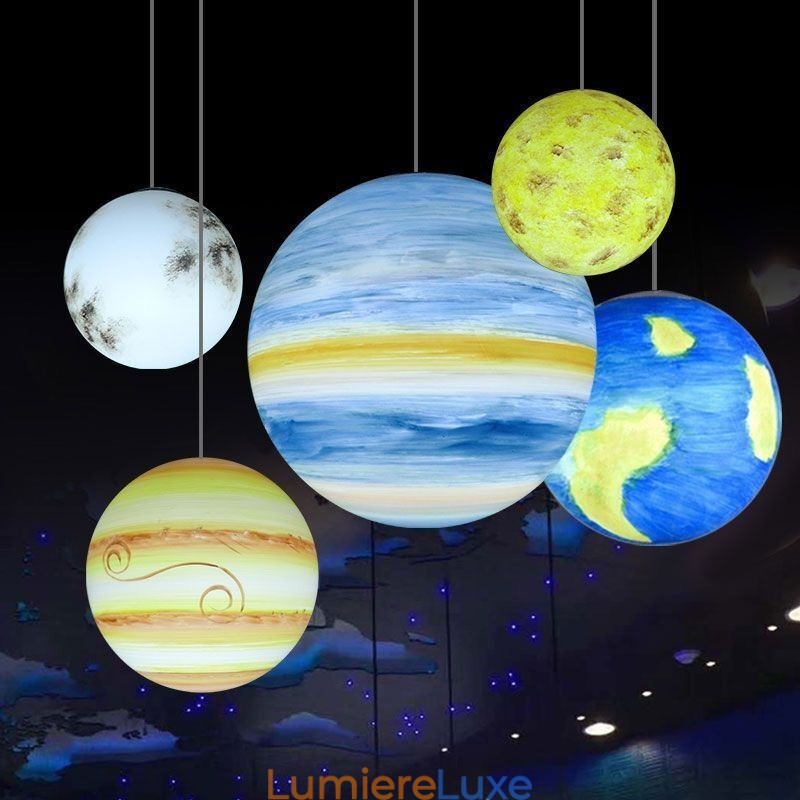 Lampe à suspension au design nordique, lustre unique représentant les planètes du système solaire