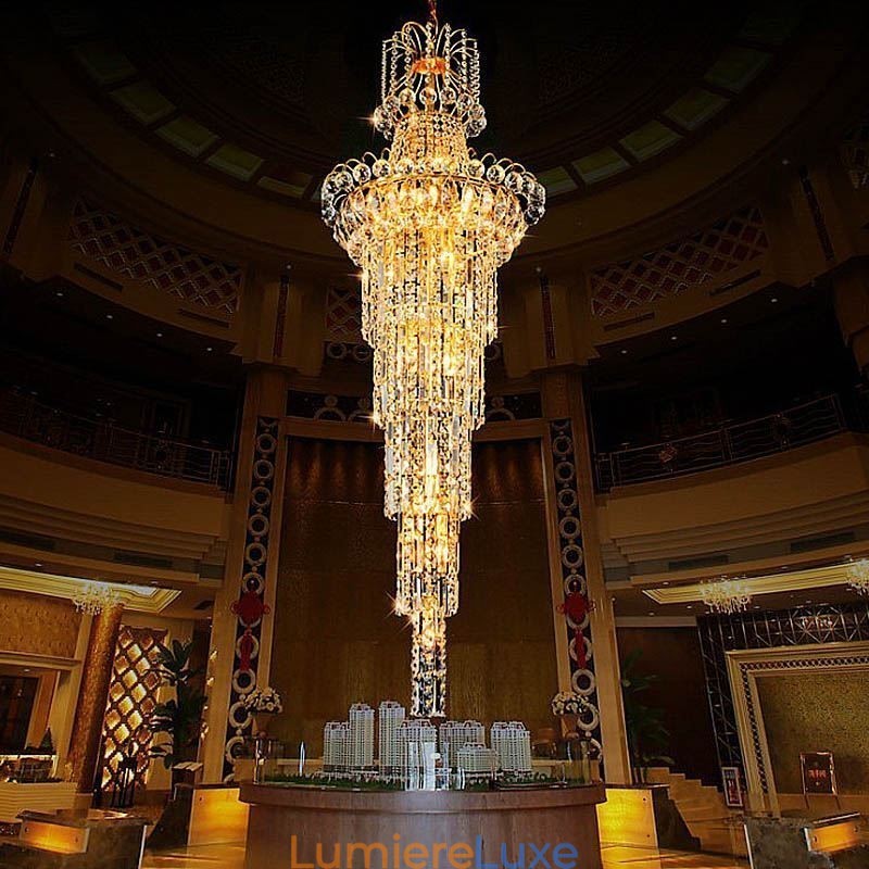 Lustre européen en cristal à long pendentif