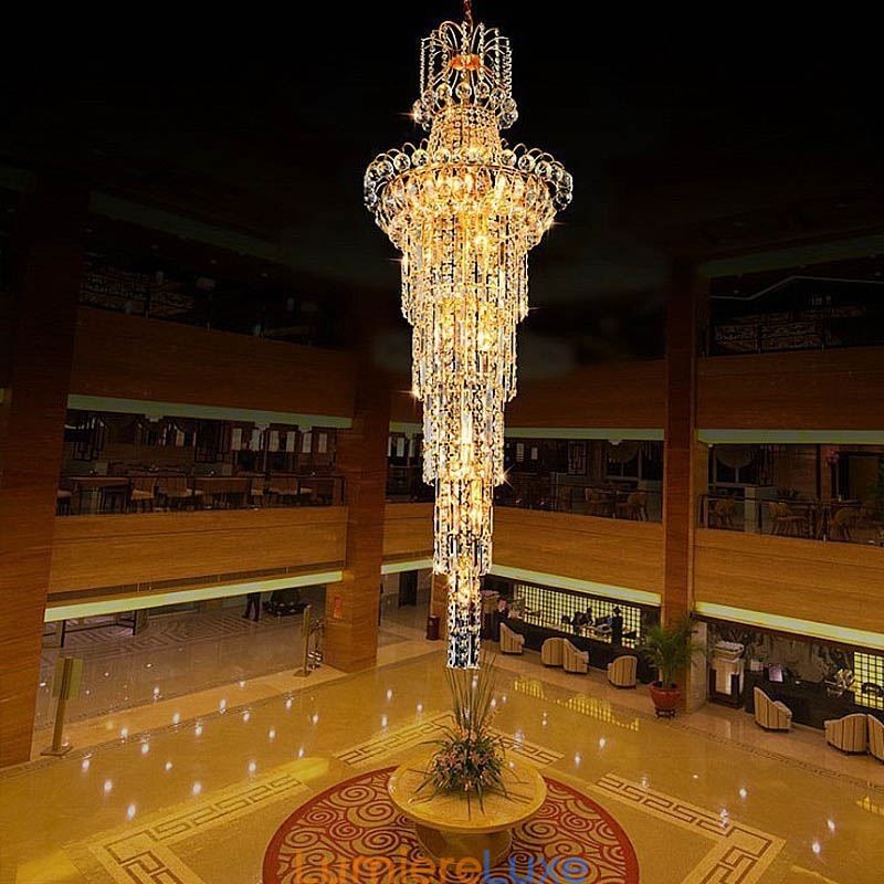 Lustre européen en cristal à long pendentif