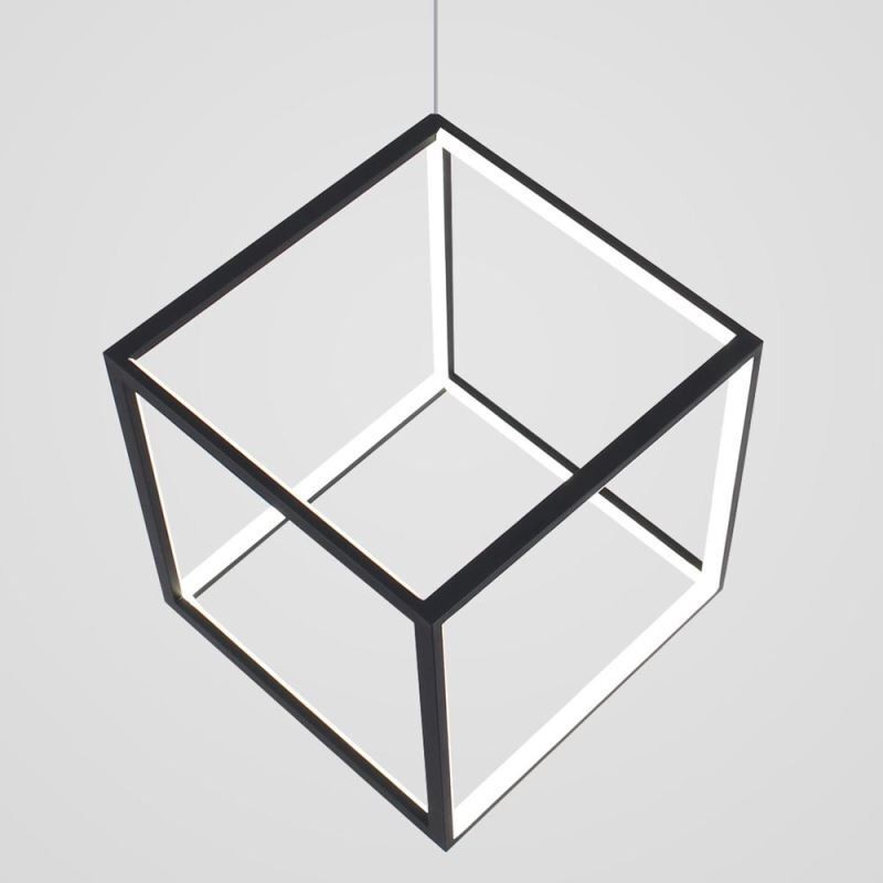 Suspension noire en forme de cube géométrique