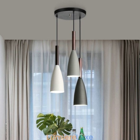 Suspension moderne et simple à trois lumières, luminaire créatif en aluminium pour café Suspension moderne et simple à trois lumières, luminaire créatif en aluminium pour café