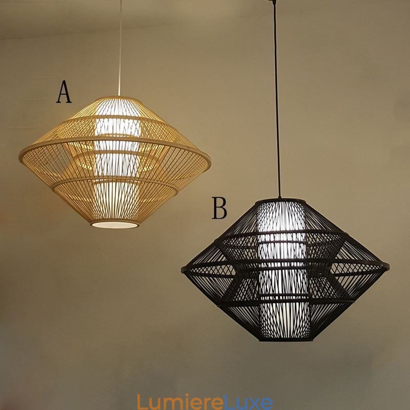 Suspension en bambou au design gyroscopique