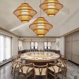 Suspension en bambou au design gyroscopique