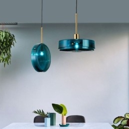 Suspension ronde en verre et fer forgé, design minimaliste et moderne