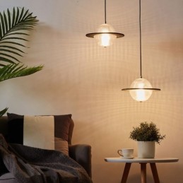 Plafonnier moderne en forme de suspension en verre