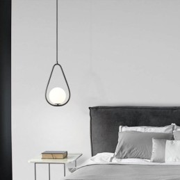 Lampe suspendue moderne en forme de globe et de goutte d'eau en verre