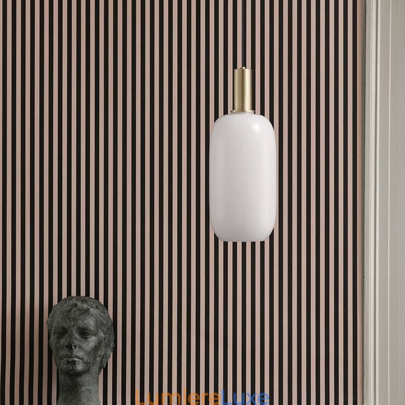 Lampe suspendue simple et moderne en verre
