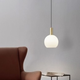 Lampe suspendue simple et moderne en verre
