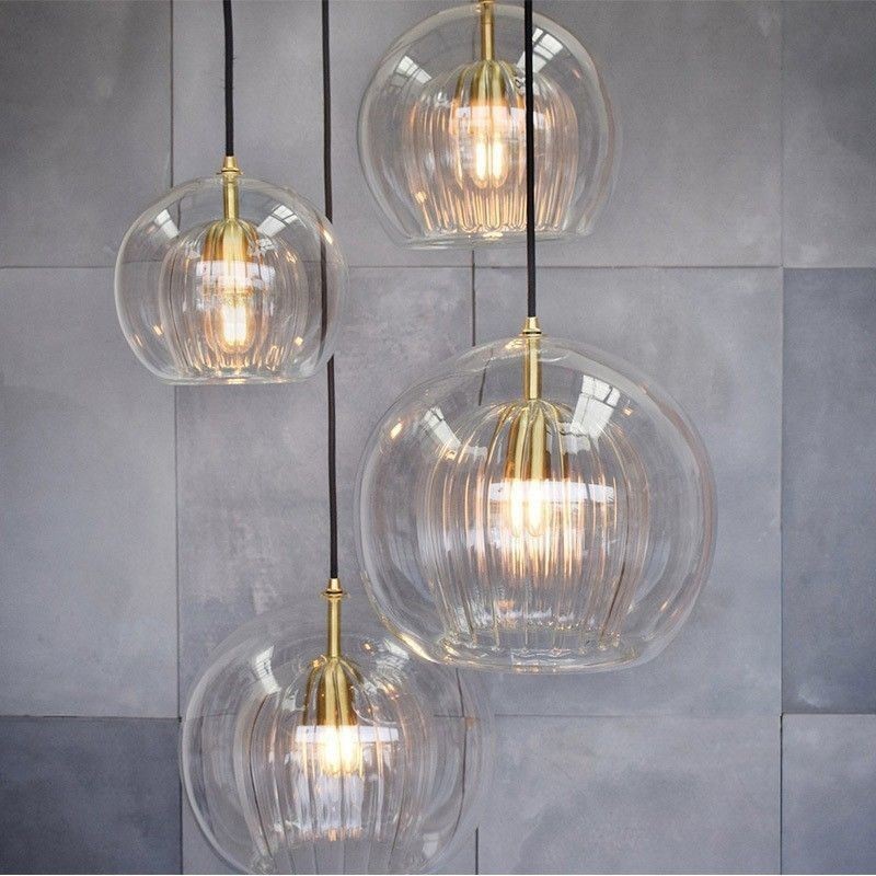 Lampe suspendue moderne en verre à tête unique